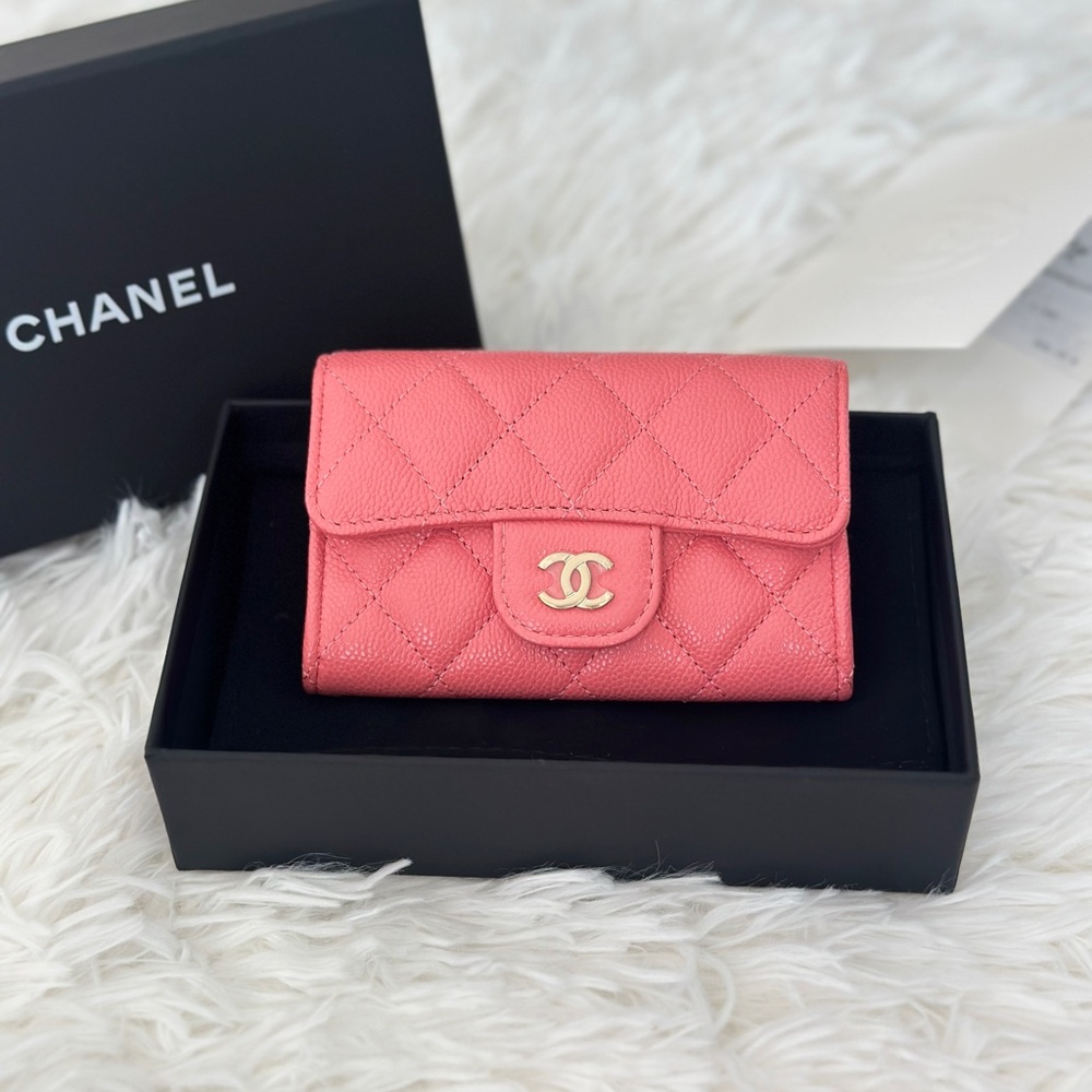 CHANEL Classic Flap Card Holder in Coral